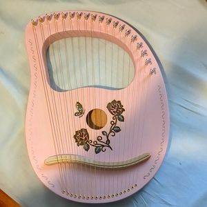 Pink lyre harp